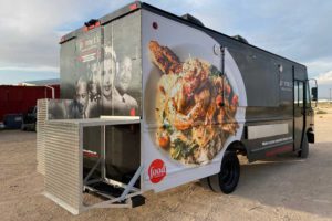italian-food-truck-side